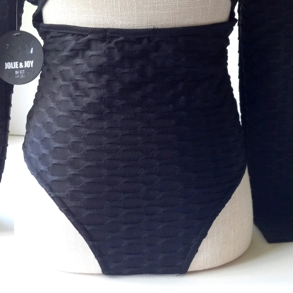 BODYSUIT BACKLESS SCOOP BRAND Super Cute Design NEW! - Picture 5 of 8